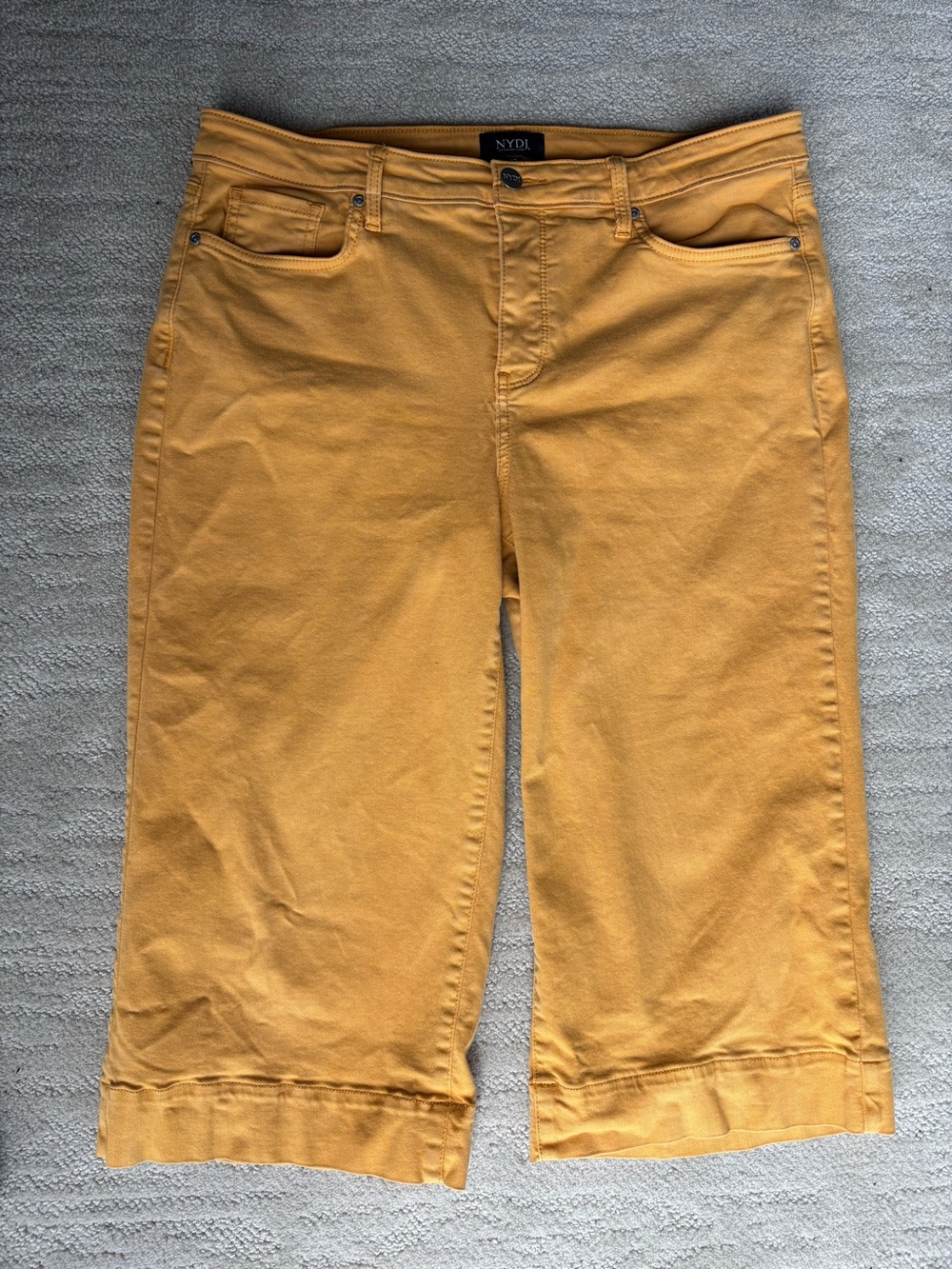 NYDJ Bright Fun Colorful Golden Blossom Capri Pants - Size 12
